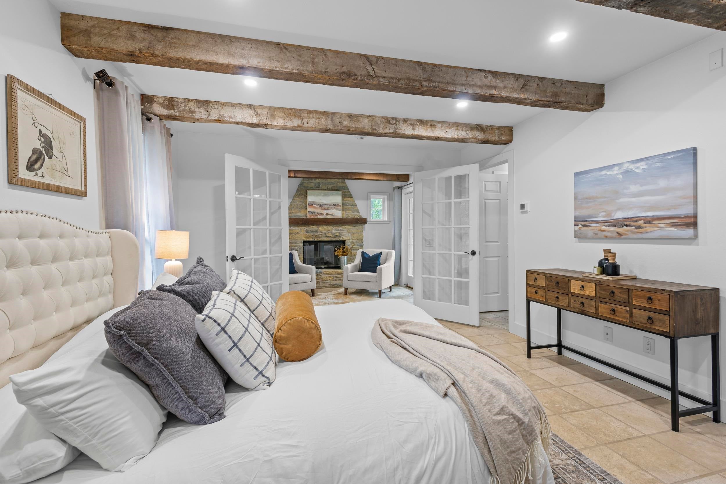 Now featuring a brand-new roof and a substantial price improvement, th – image 30