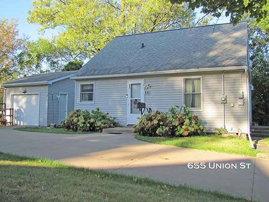 655 UNION ST, PLATTEVILLE, WI 53818 - Image 1