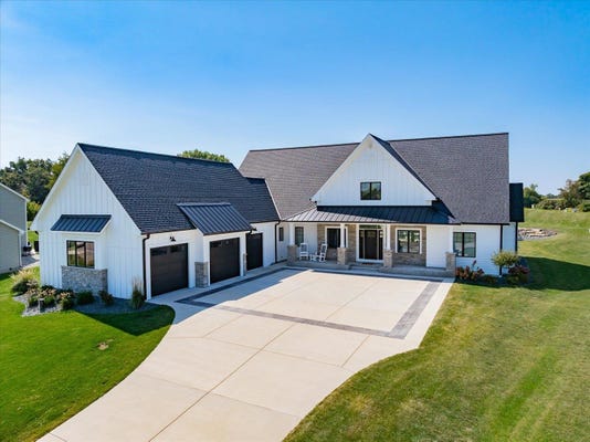 2231 WOODED RIDGE TRL, COTTAGE GROVE, WI 53527 - Image 2a200a95ab120ae6d813e1e8817e23245ed77afb