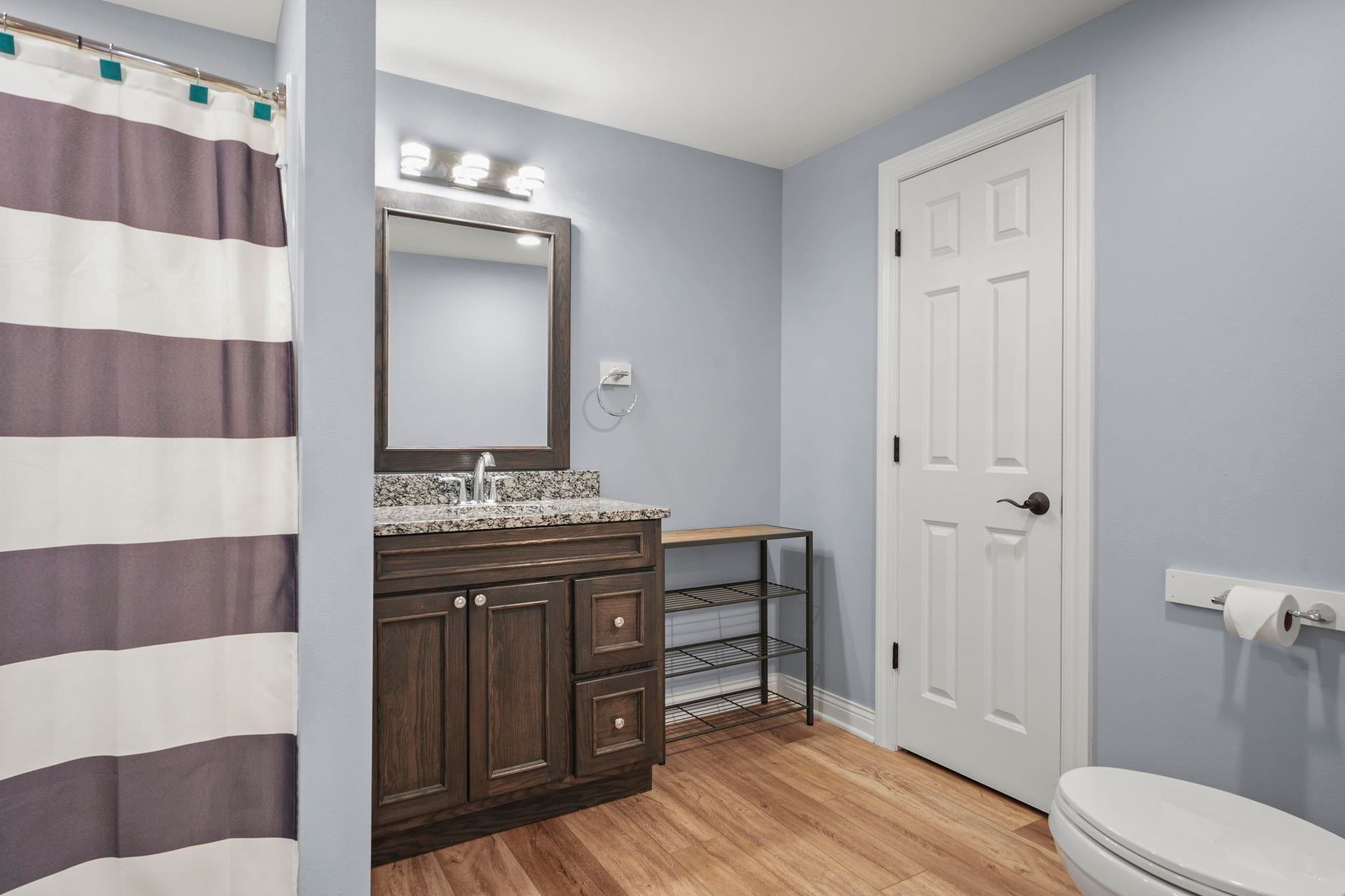 Mineral Point, Wisconsin, 53565, United States, 6 Bedrooms Bedrooms, ,3 BathroomsBathrooms,Residential,Active,2034307