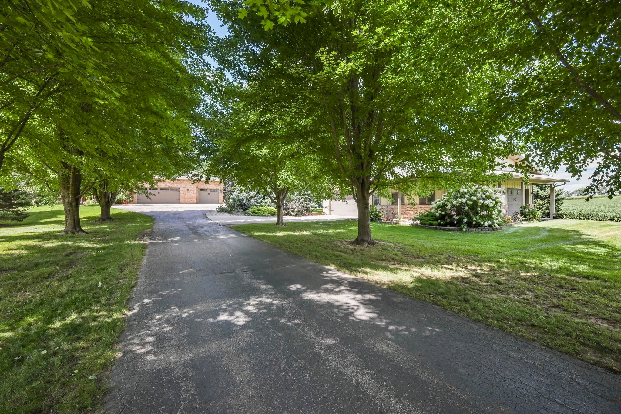Stoughton, Wisconsin, 53589, United States, 4 Bedrooms Bedrooms, ,3 BathroomsBathrooms,Residential,Active,1929697