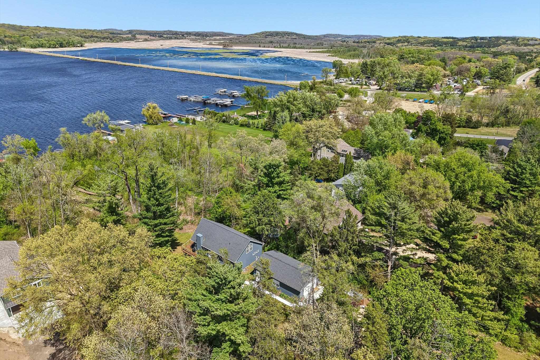Poynette, Wisconsin, 53955, United States, 4 Bedrooms Bedrooms, ,3 BathroomsBathrooms,Residential,Active,2051983