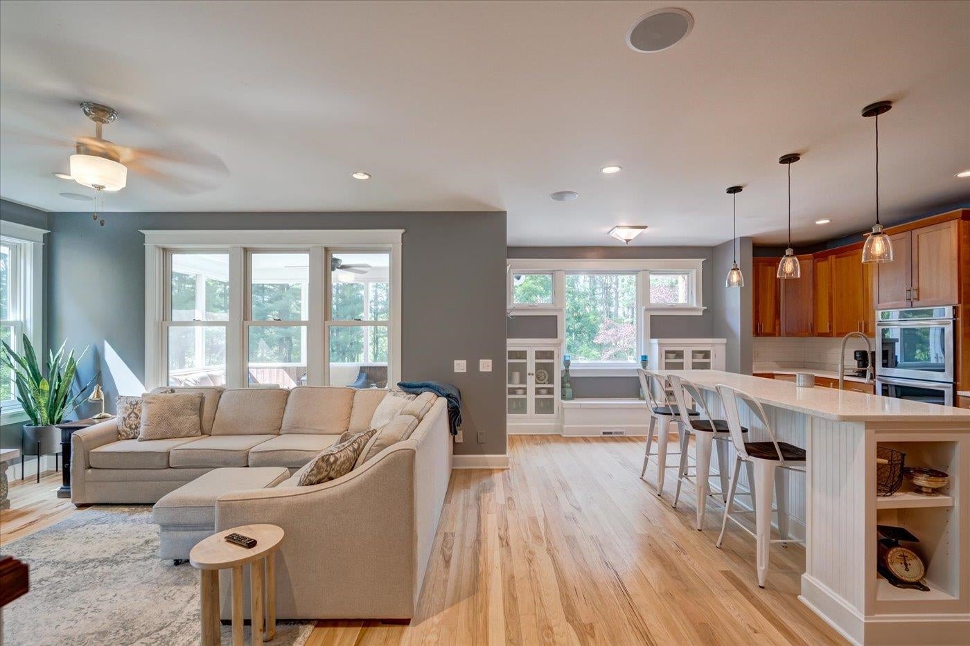 Verona, Wisconsin, 53593, United States, 4 Bedrooms Bedrooms, ,4 BathroomsBathrooms,Residential,Active,1909087