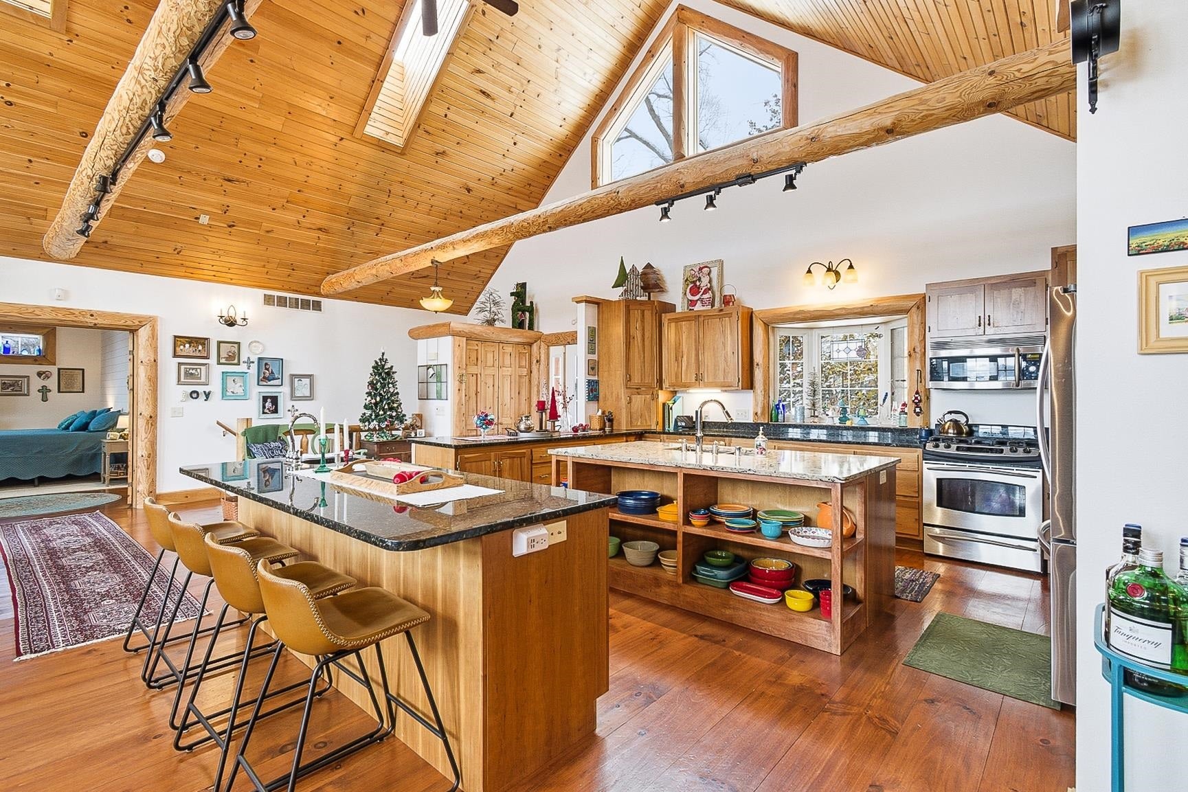 Cambridge, Wisconsin, 53523, United States, 4 Bedrooms Bedrooms, ,4 BathroomsBathrooms,Residential,Active,2003554