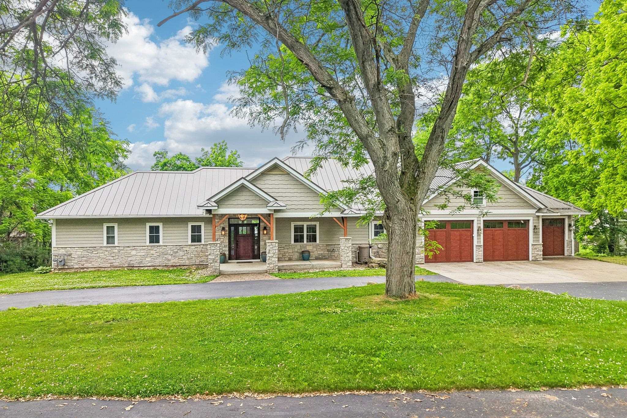 Showings begin Friday 6/12. Experience exceptional waterfront living i – image 72