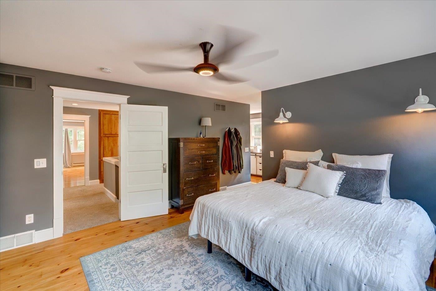 Verona, Wisconsin, 53593, United States, 4 Bedrooms Bedrooms, ,4 BathroomsBathrooms,Residential,Active,1909087