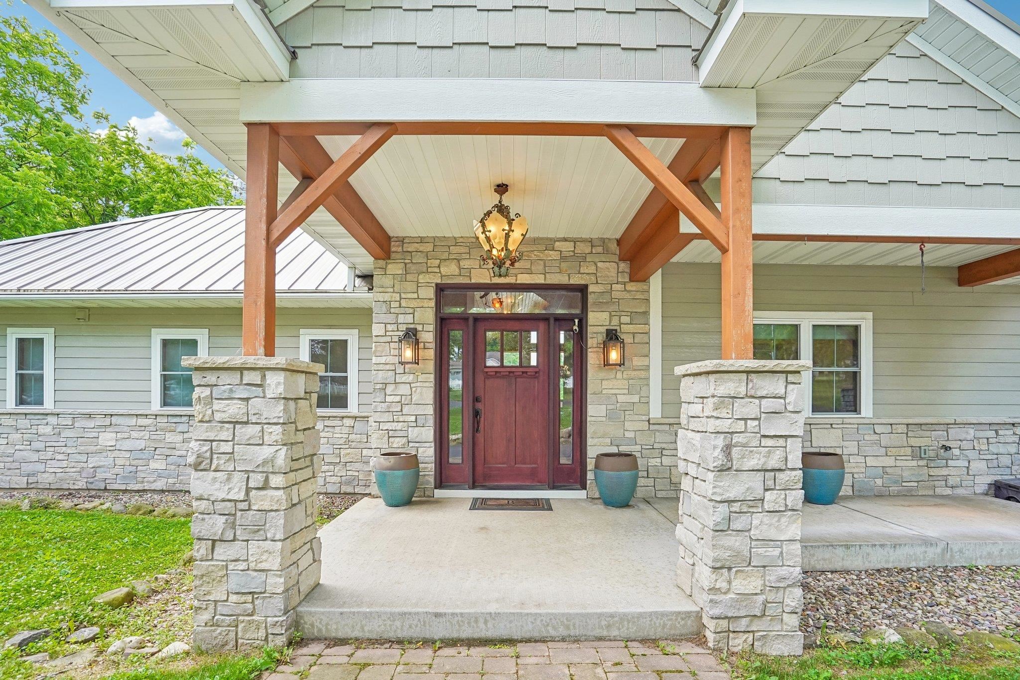 Showings begin Friday 6/12. Experience exceptional waterfront living i – image 6