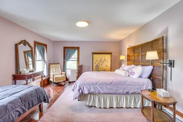Enjoy rural living from this 5 bedroom 2 bath 3000 square foot beauty – image 43