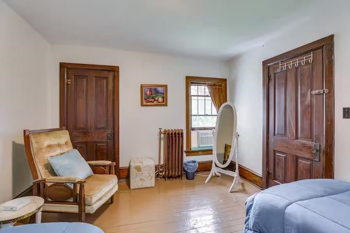 Enjoy rural living from this 5 bedroom 2 bath 3000 square foot beauty – image 36
