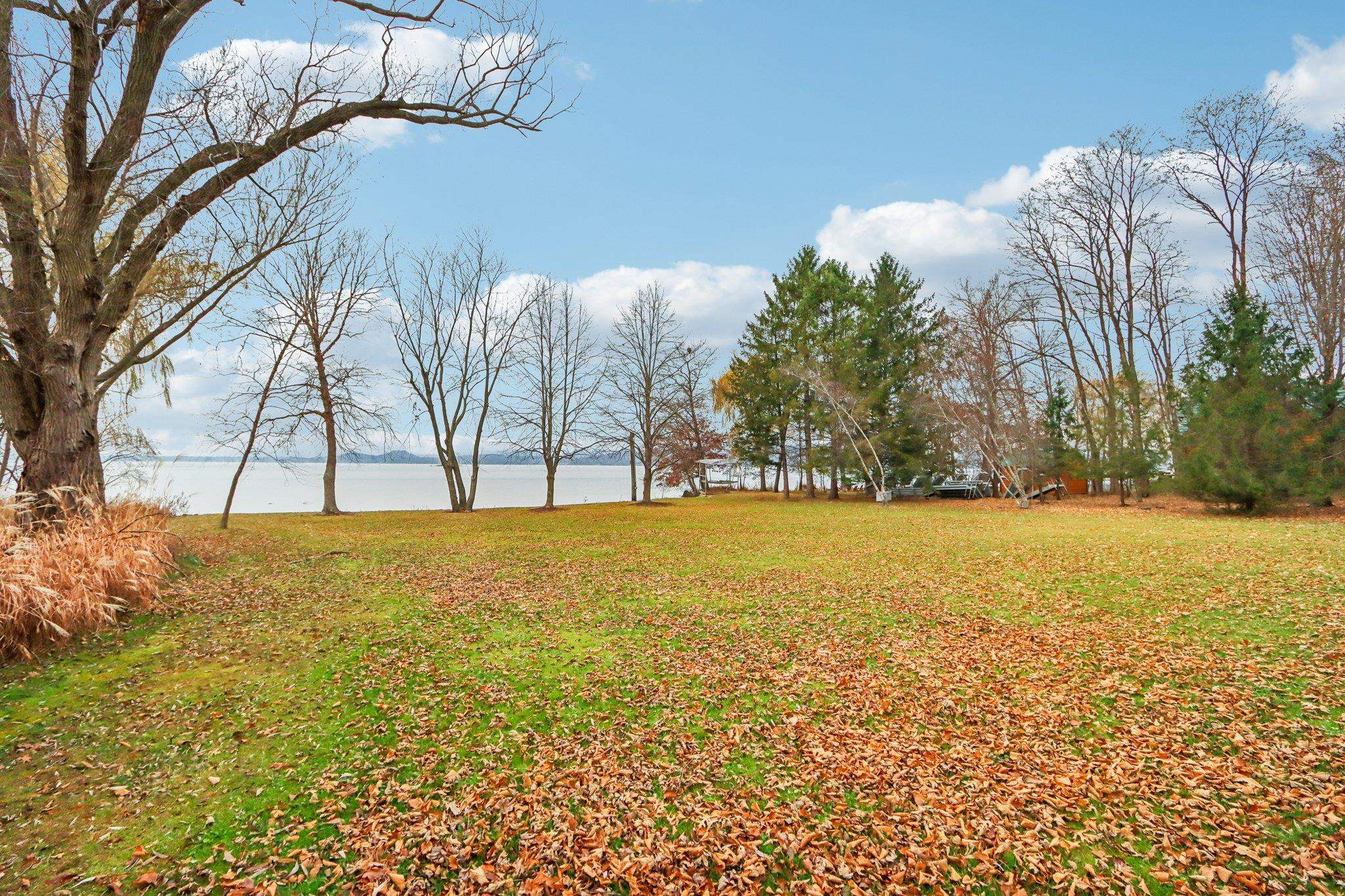 Poynette, Wisconsin, 53955, United States, 4 Bedrooms Bedrooms, ,2 BathroomsBathrooms,Residential,Active,1997880