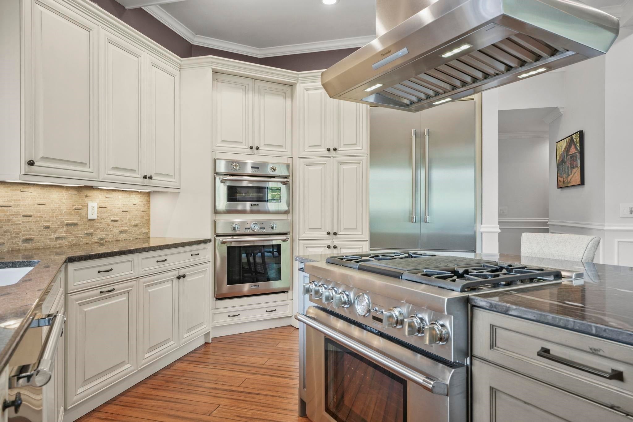 Mineral Point, Wisconsin, 53565, United States, 6 Bedrooms Bedrooms, ,3 BathroomsBathrooms,Residential,Active,1960179