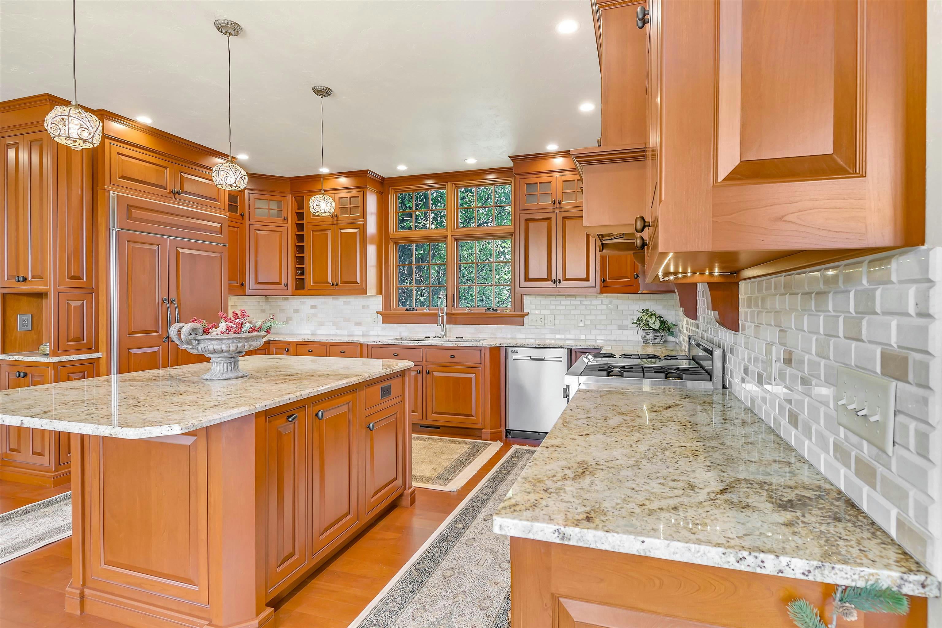 Watertown, Wisconsin, 53098, United States, ,5 BathroomsBathrooms,Residential,Active,1769971