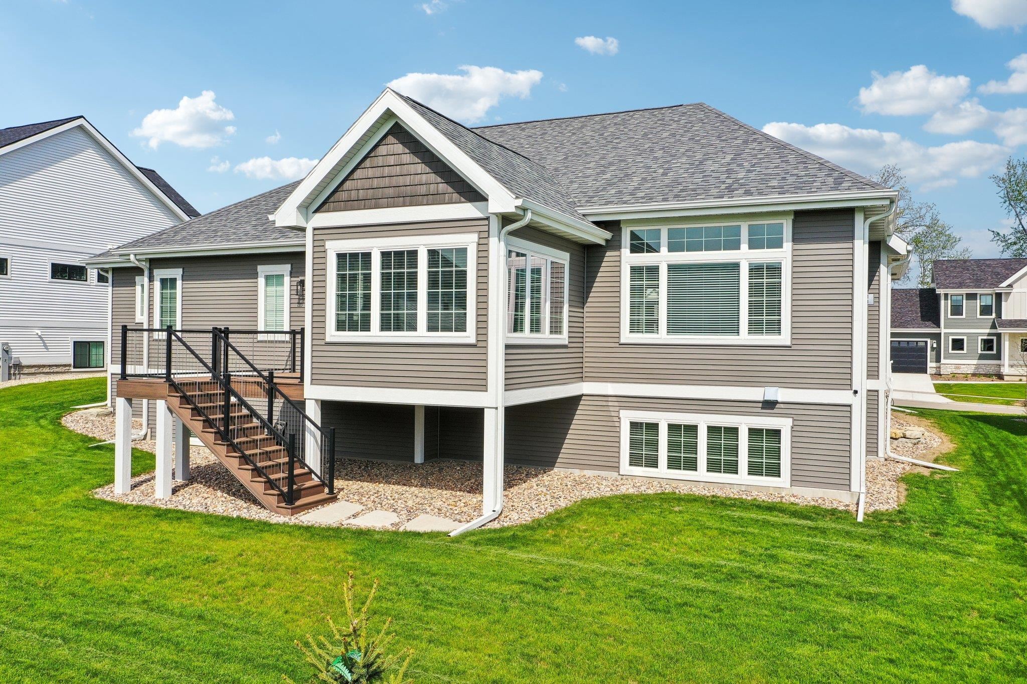 Waunakee, Wisconsin, 53597, United States, 4 Bedrooms Bedrooms, ,4 BathroomsBathrooms,Residential,Active,1892417