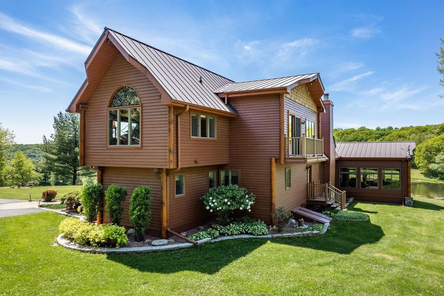 La Valle, Wisconsin, 53941, United States, 3 Bedrooms Bedrooms, ,4 BathroomsBathrooms,Residential,Active,1898021