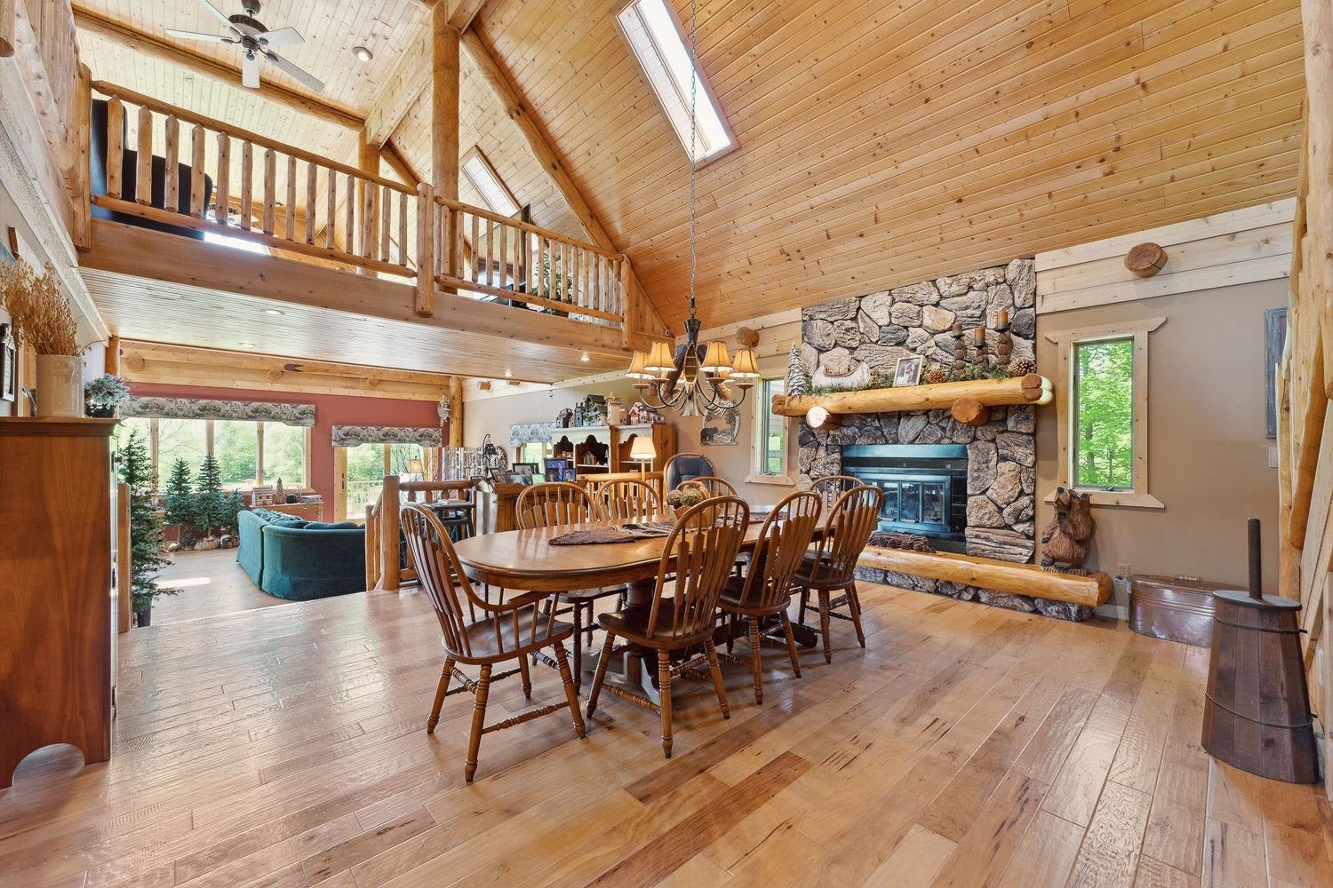 La Valle, Wisconsin, 53941, United States, 3 Bedrooms Bedrooms, ,4 BathroomsBathrooms,Residential,Active,1898021