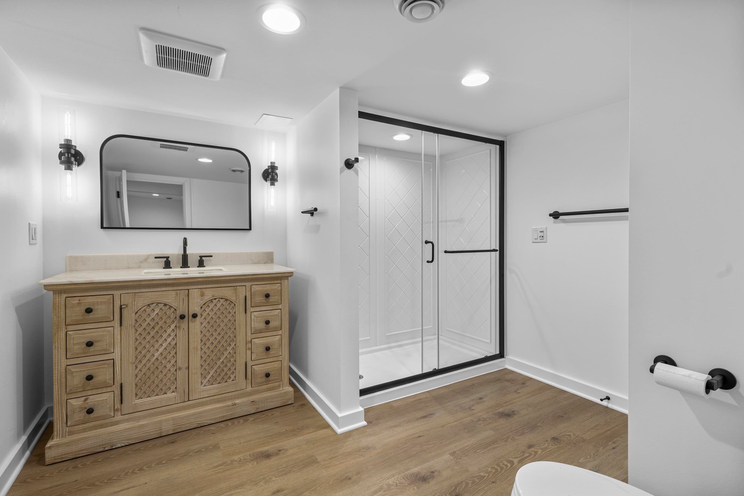 Now featuring a brand-new roof and a substantial price improvement, th – image 51