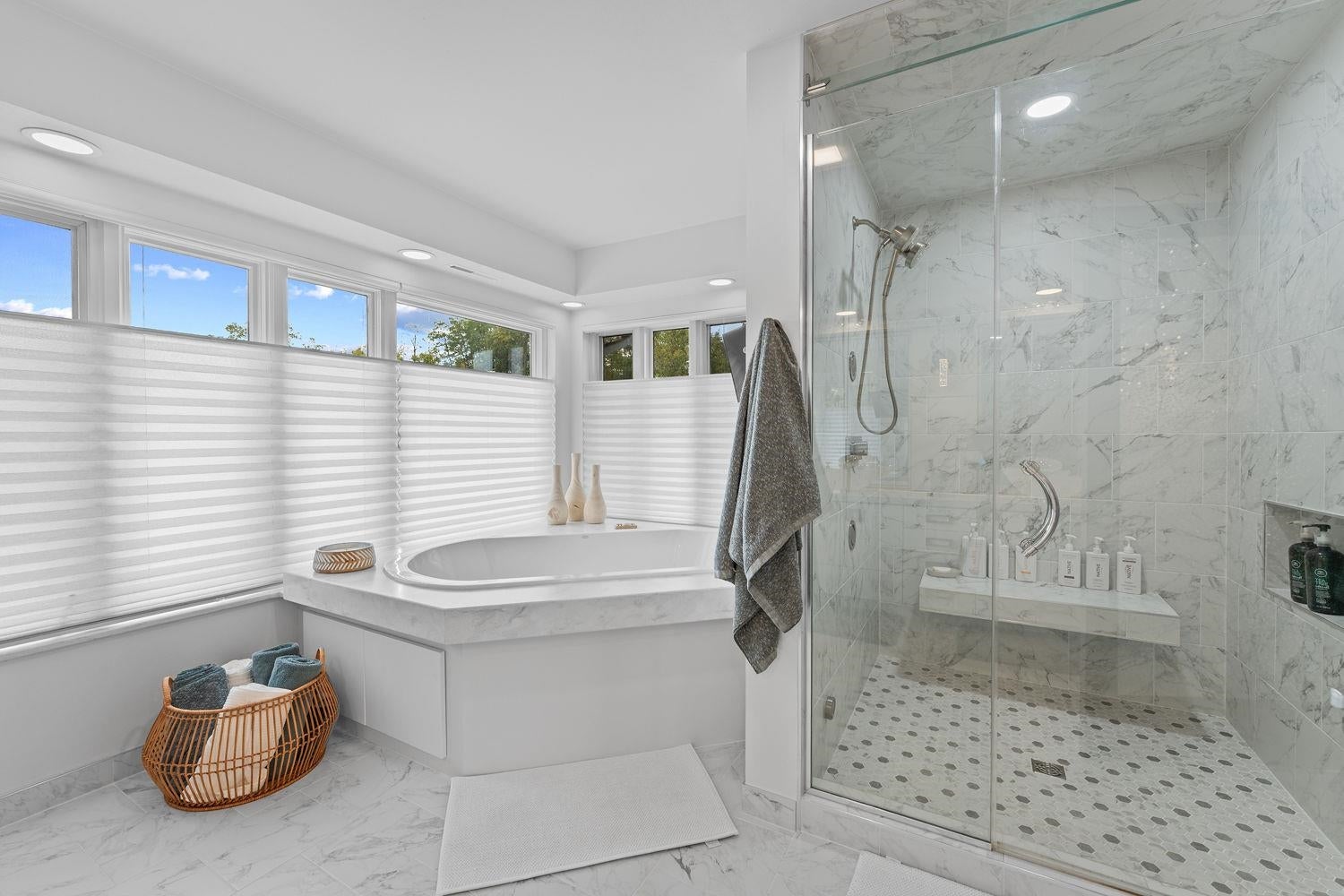 Wisconsin Dells, Wisconsin, 53965, United States, 3 Bedrooms Bedrooms, ,4 BathroomsBathrooms,Residential,Active,1968402