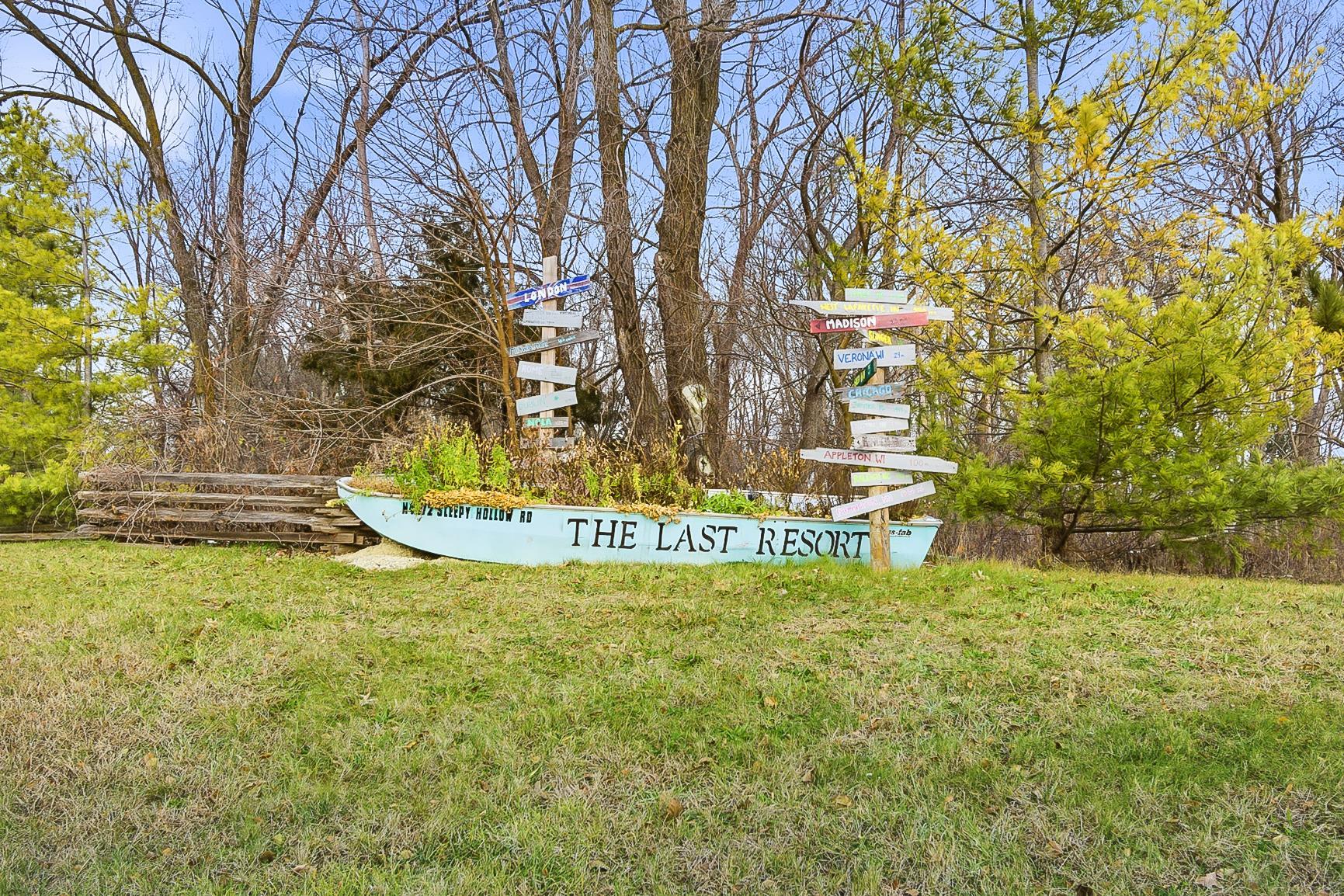 Cambridge, Wisconsin, 53523, United States, 4 Bedrooms Bedrooms, ,4 BathroomsBathrooms,Residential,Active,2003554