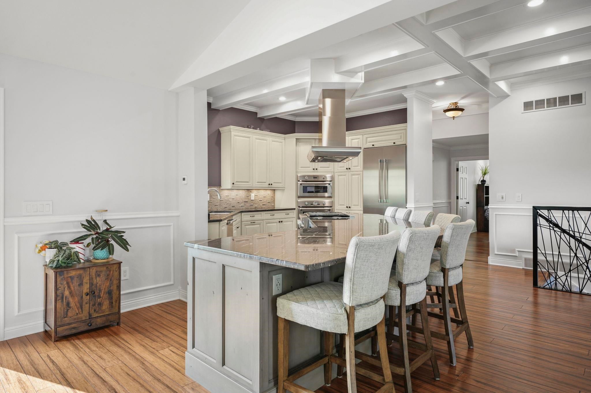 Mineral Point, Wisconsin, 53565, United States, 6 Bedrooms Bedrooms, ,3 BathroomsBathrooms,Residential,Active,1960179