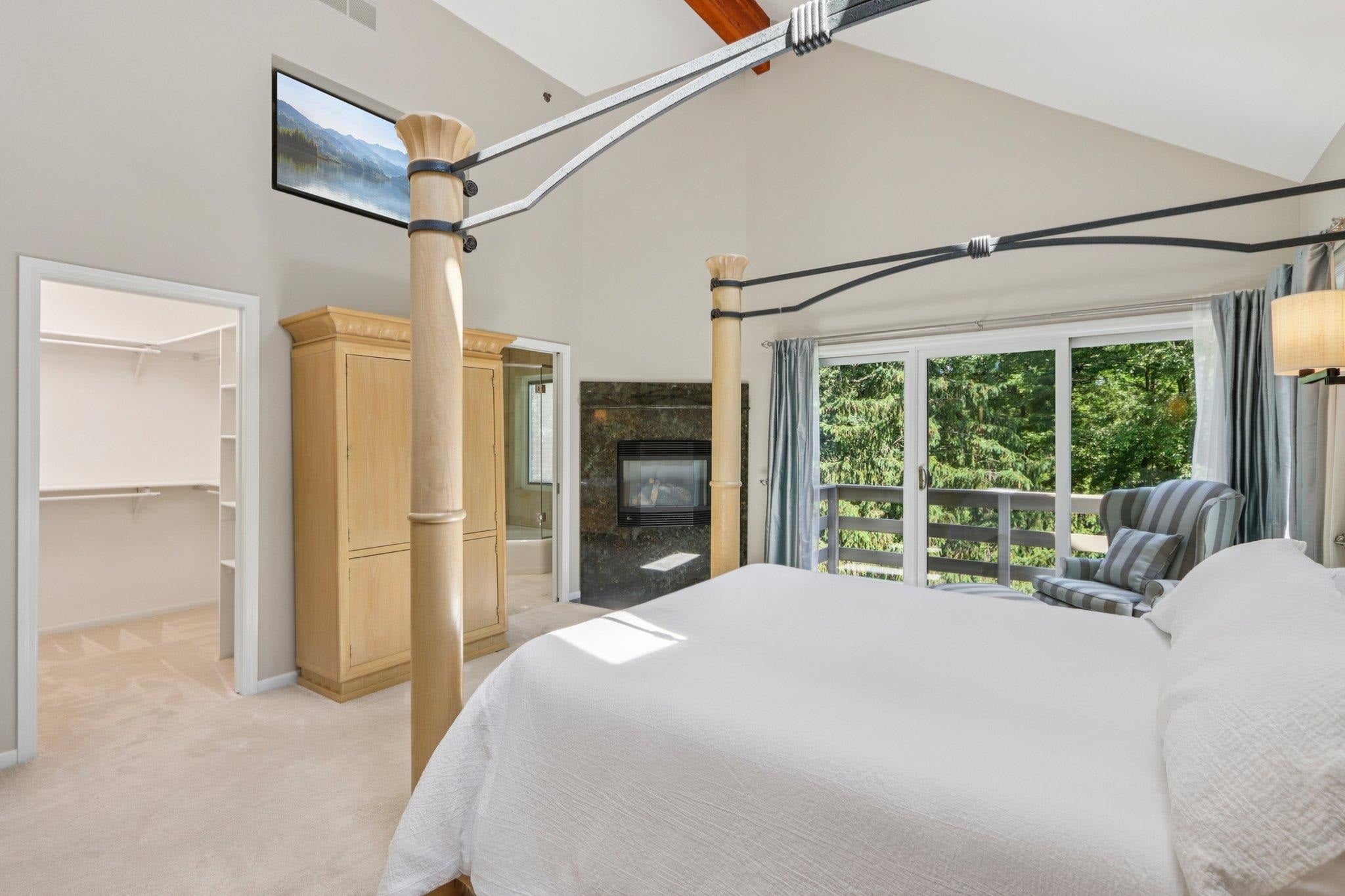 Oregon, Wisconsin, 53575, United States, 4 Bedrooms Bedrooms, ,5 BathroomsBathrooms,Residential,Active,1944090