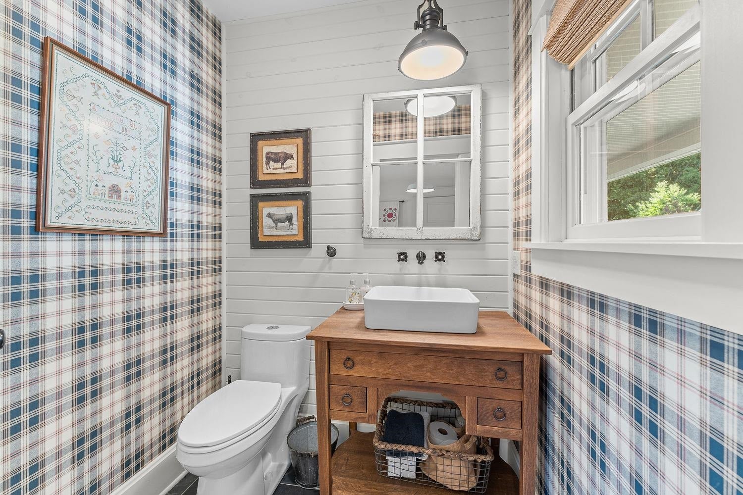 La Valle, Wisconsin, 53941, United States, 3 Bedrooms Bedrooms, ,4 BathroomsBathrooms,Residential,Active,1960140