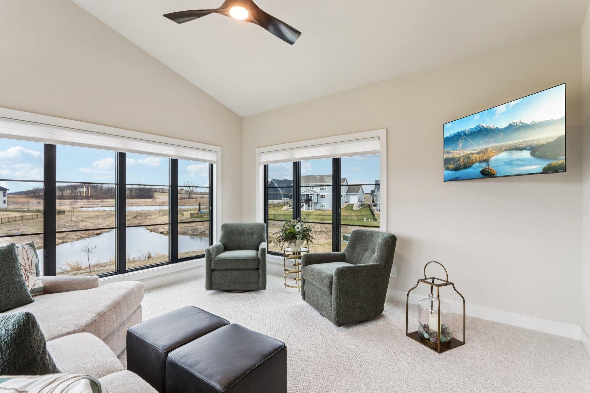 VIEWS OF THE COUNTRYSIDE + BACKS TO CONSERVANCY! IMPECCABLE TWO YEAR O – image 19