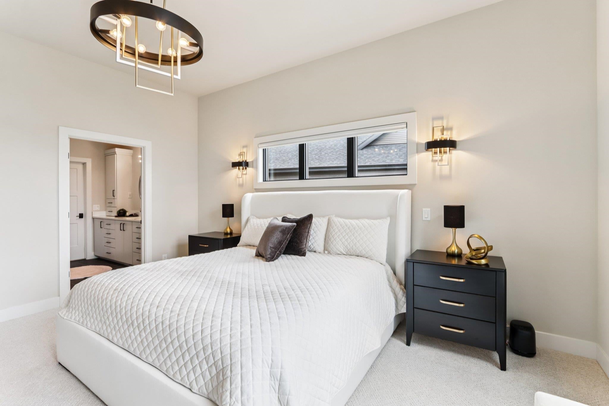 VIEWS OF THE COUNTRYSIDE + BACKS TO CONSERVANCY! IMPECCABLE TWO YEAR O – image 22