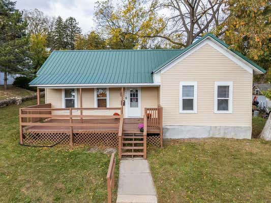 114 9TH AVE, BARABOO, WI 53913 - Image 1