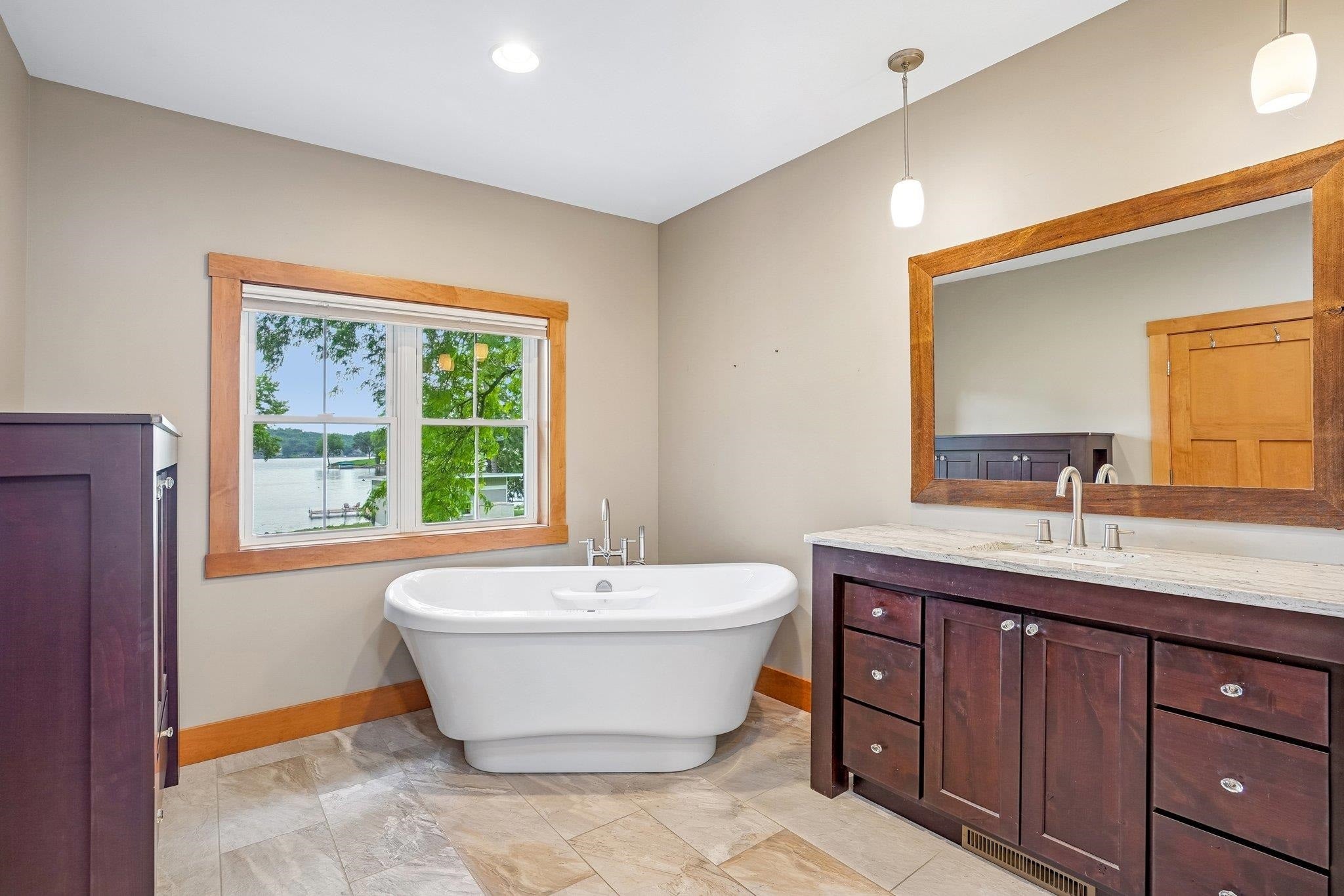 Showings begin Friday 6/12. Experience exceptional waterfront living i – image 25
