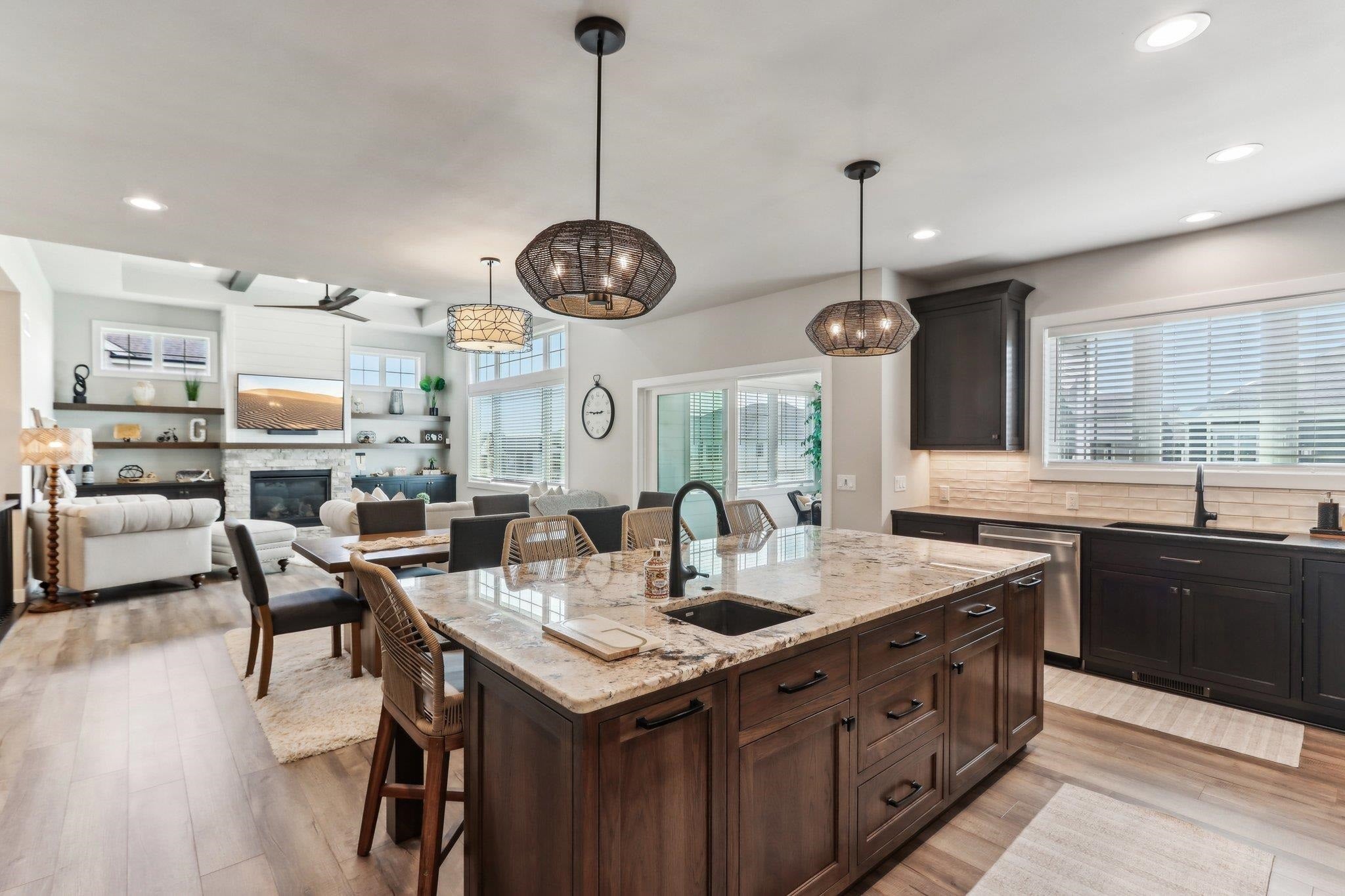 Waunakee, Wisconsin, 53597, United States, 4 Bedrooms Bedrooms, ,4 BathroomsBathrooms,Residential,Active,1892417