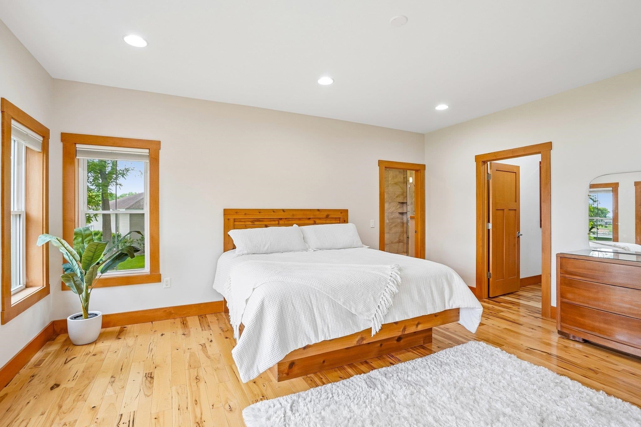 Showings begin Friday 6/12. Experience exceptional waterfront living i – image 21