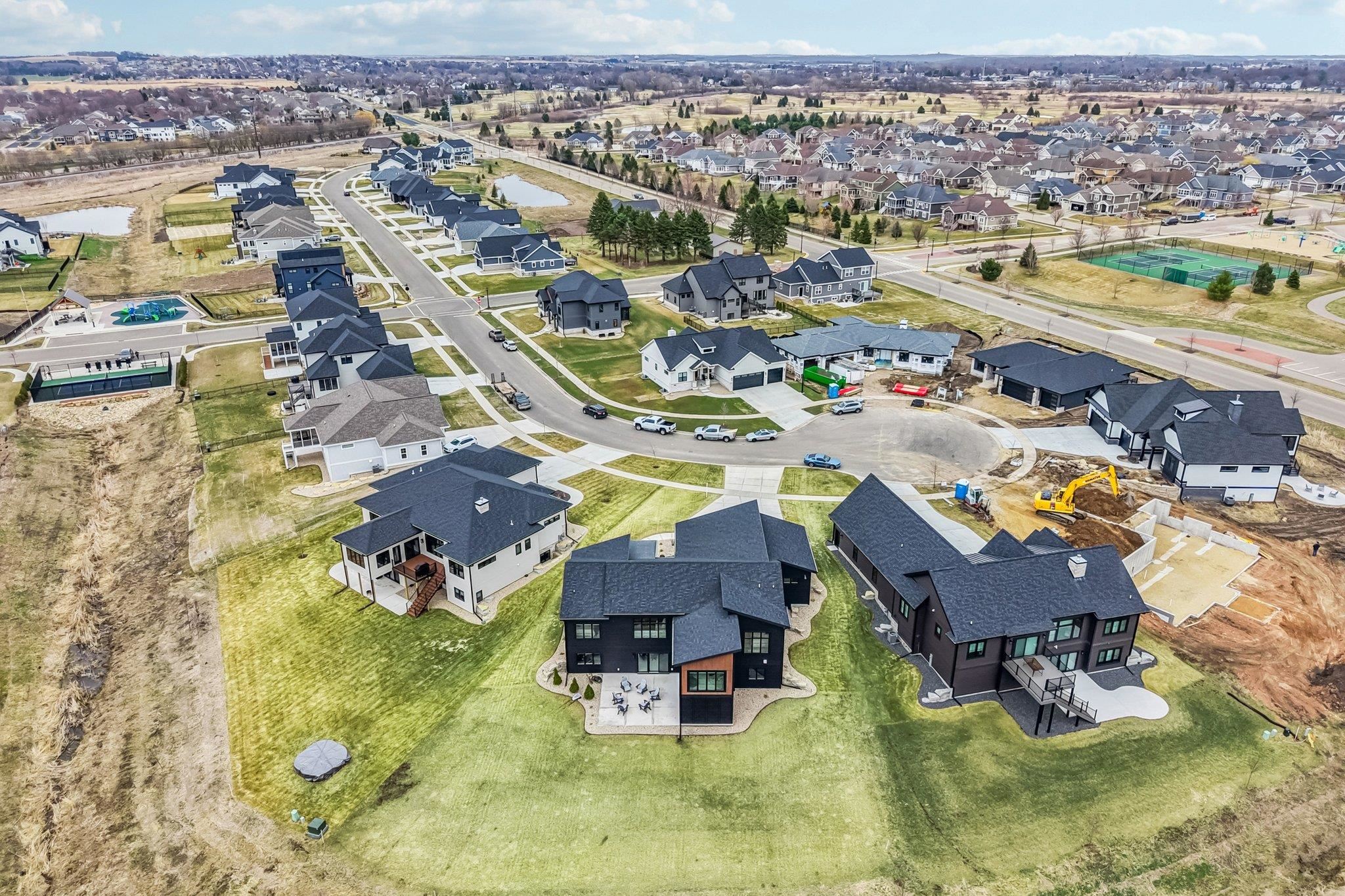 VIEWS OF THE COUNTRYSIDE + BACKS TO CONSERVANCY! IMPECCABLE TWO YEAR O – image 64