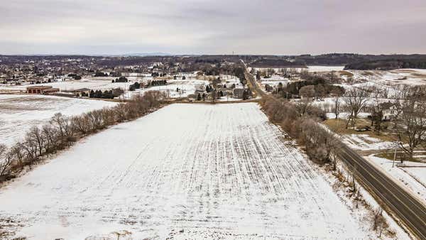 658 WINDY WILLOW RD, VERONA, WI 53593, photo 4 of 6