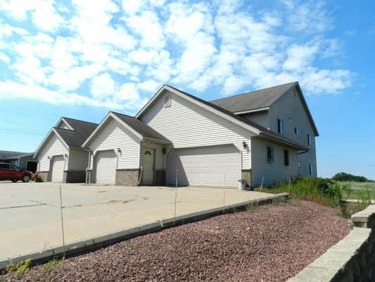 1500 / 1075 PACKERS / LANCASTER COURT, PLATTEVILLE, WI 53818 - Image 1