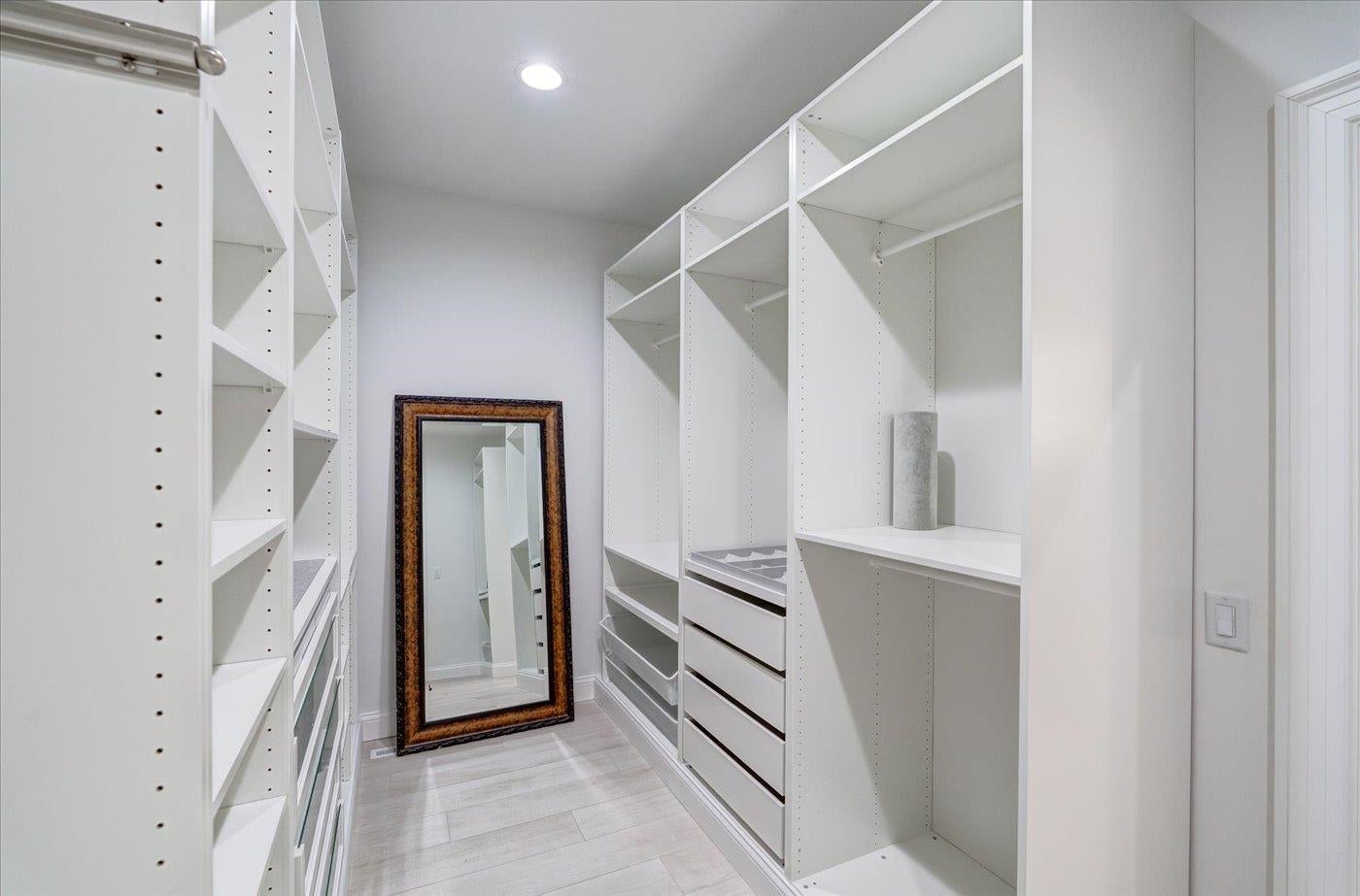 Verona, Wisconsin, 53593, United States, 5 Bedrooms Bedrooms, ,4 BathroomsBathrooms,Residential,Active,1913017