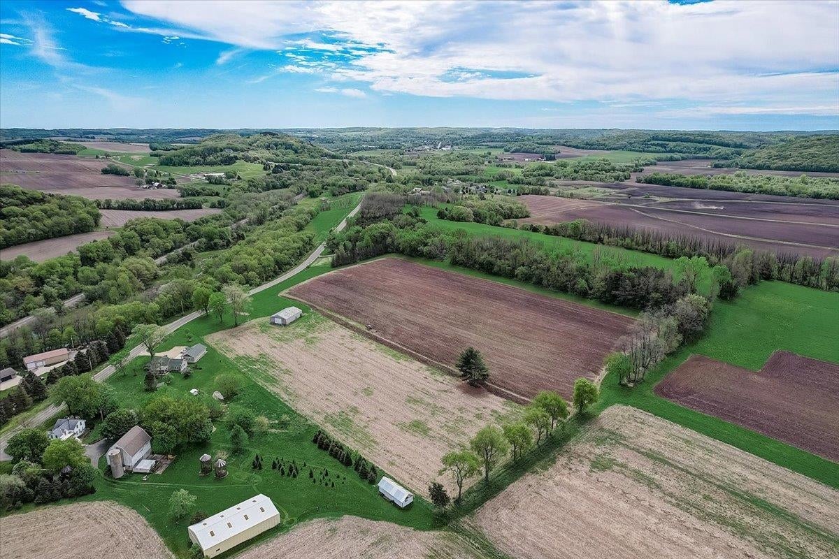 Lodi, Wisconsin, 53555, United States, 4 Bedrooms Bedrooms, ,2 BathroomsBathrooms,Residential,Contingent,2007323