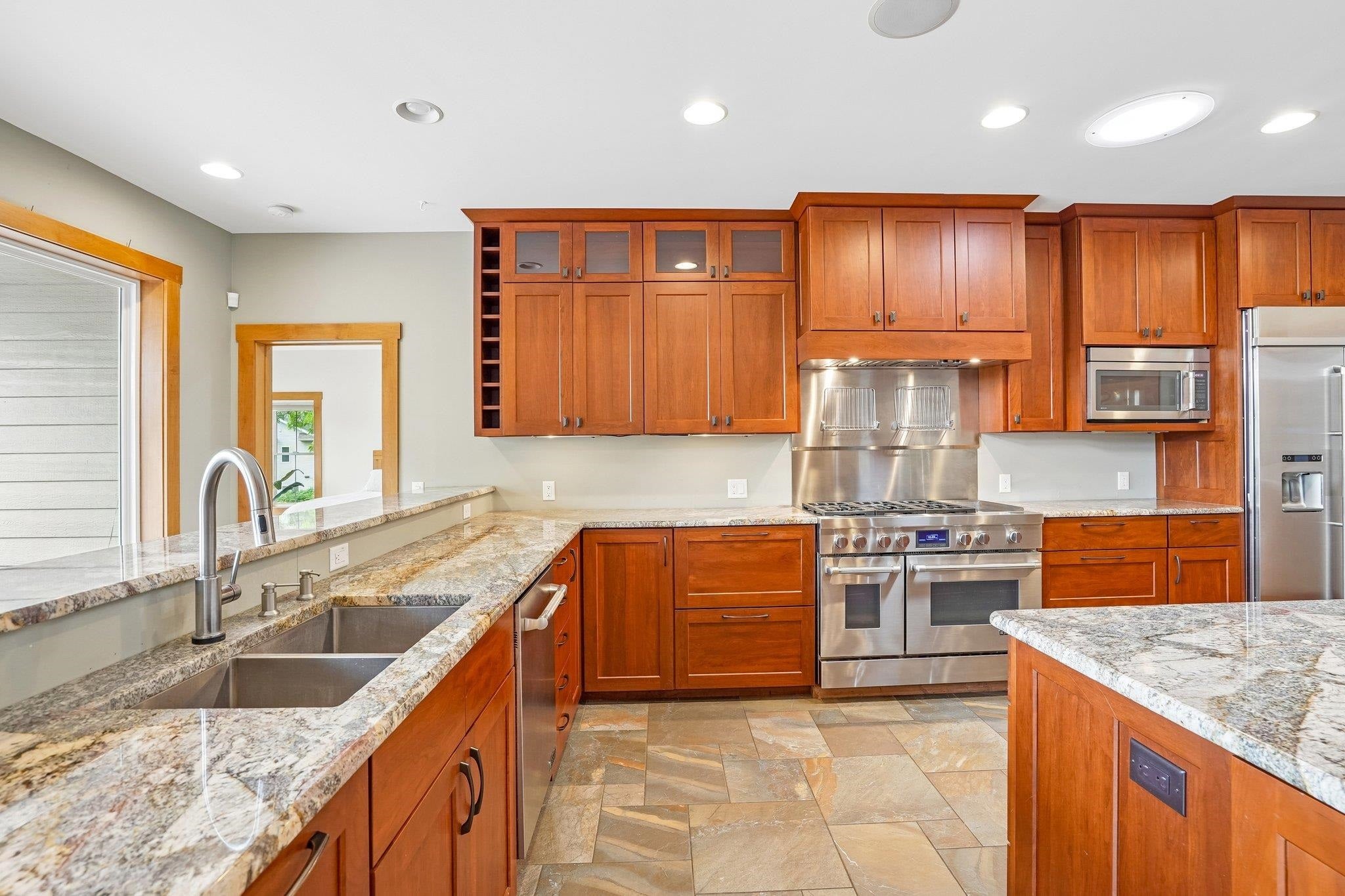 Showings begin Friday 6/12. Experience exceptional waterfront living i – image 19