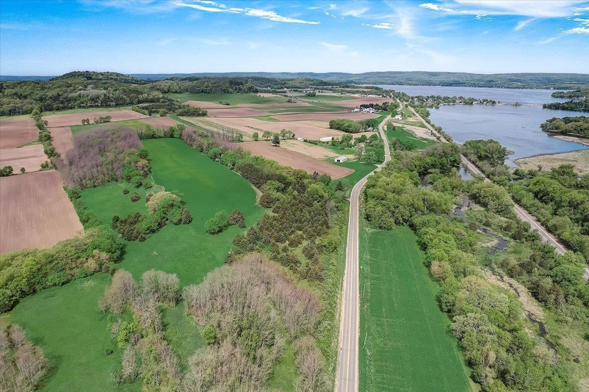 Lodi, Wisconsin, 53555, United States, 4 Bedrooms Bedrooms, ,2 BathroomsBathrooms,Residential,Contingent,2007323