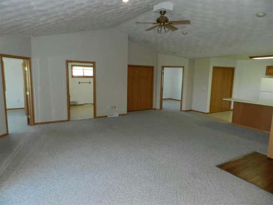 1500 / 1075 PACKERS / LANCASTER COURT, PLATTEVILLE, WI 53818, photo 5 of 55