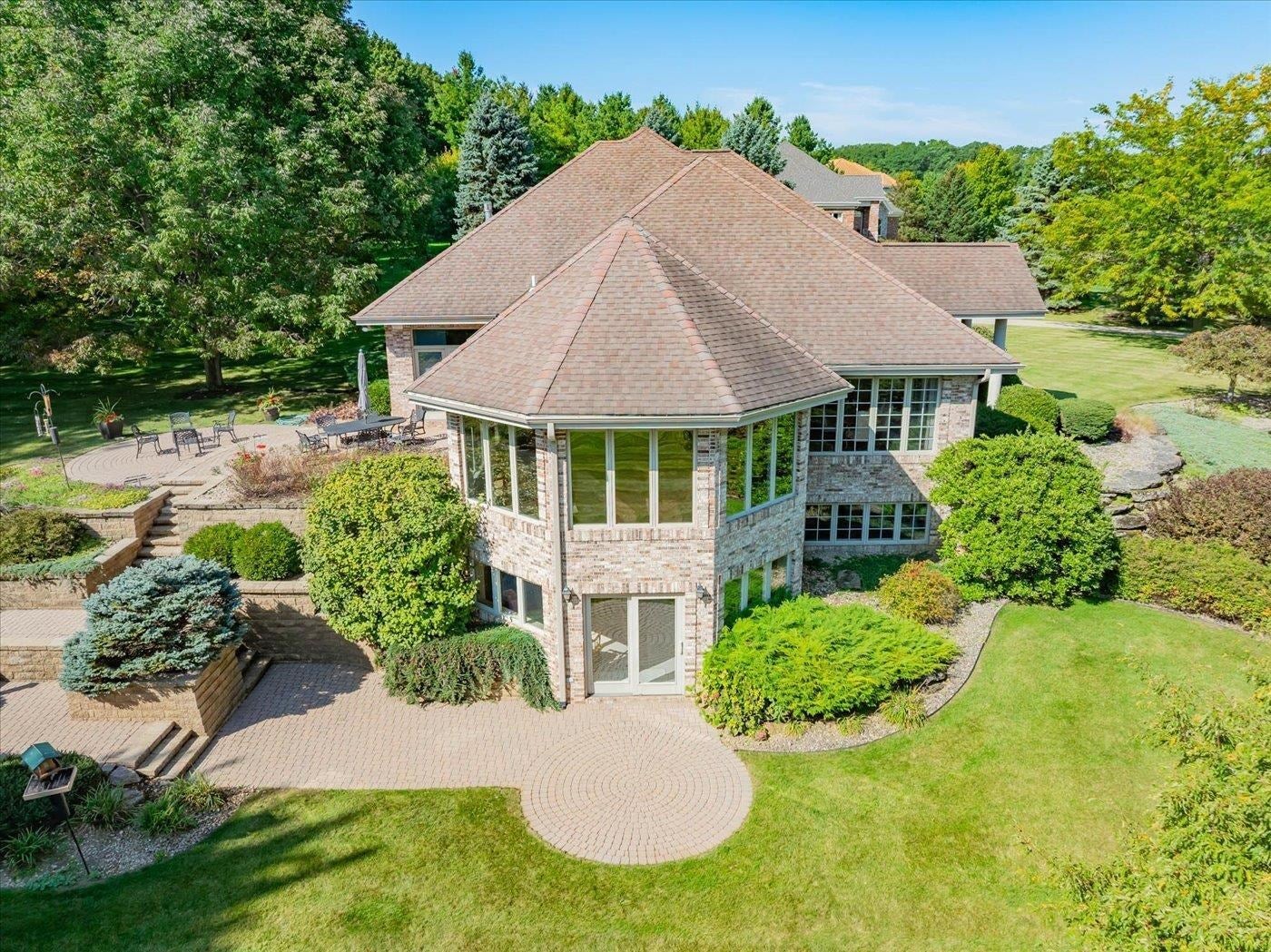 Verona, Wisconsin, 53593, United States, 4 Bedrooms Bedrooms, ,4 BathroomsBathrooms,Residential,Active,1953703