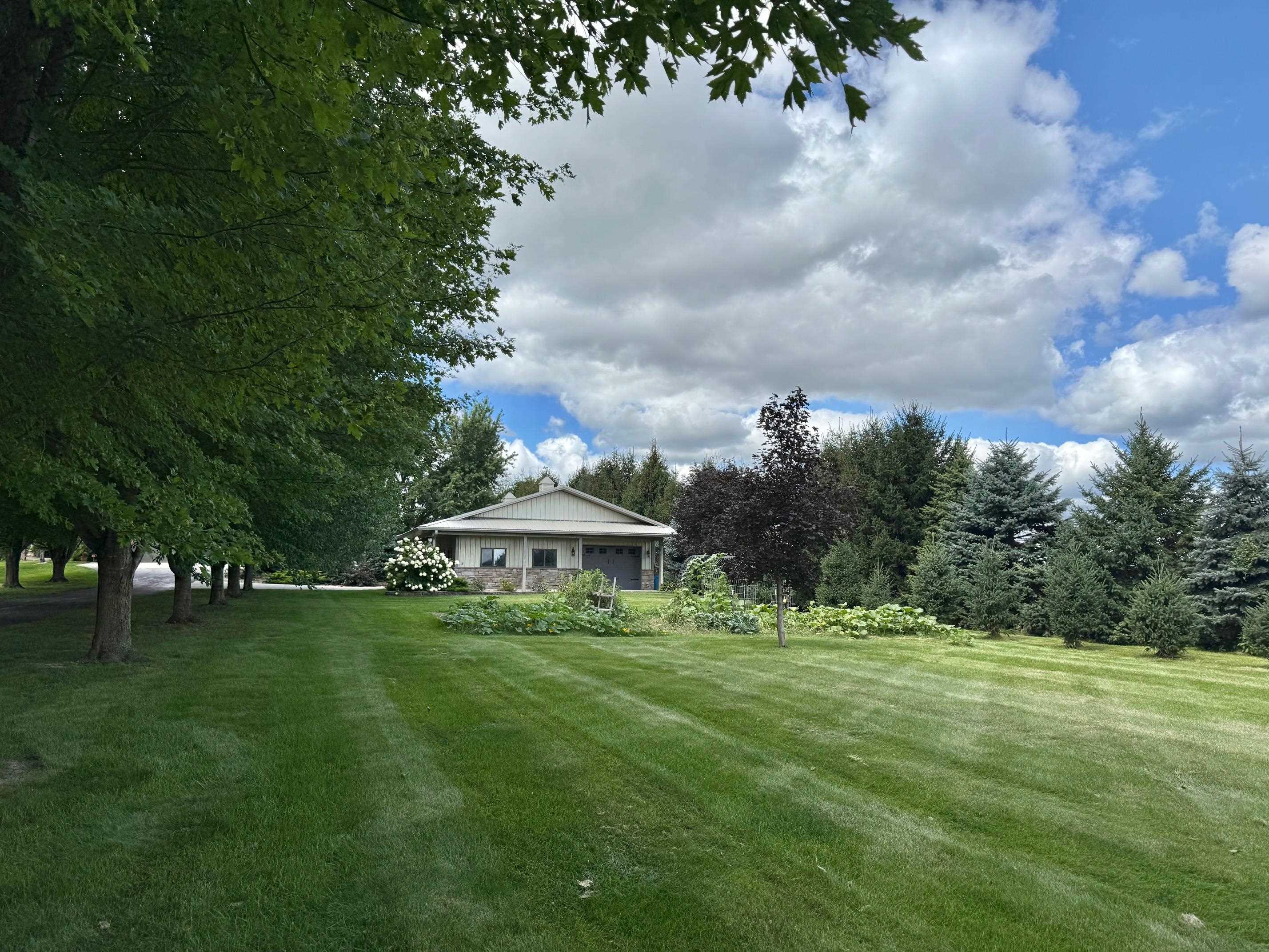 Stoughton, Wisconsin, 53589, United States, 4 Bedrooms Bedrooms, ,3 BathroomsBathrooms,Residential,Active,1929697