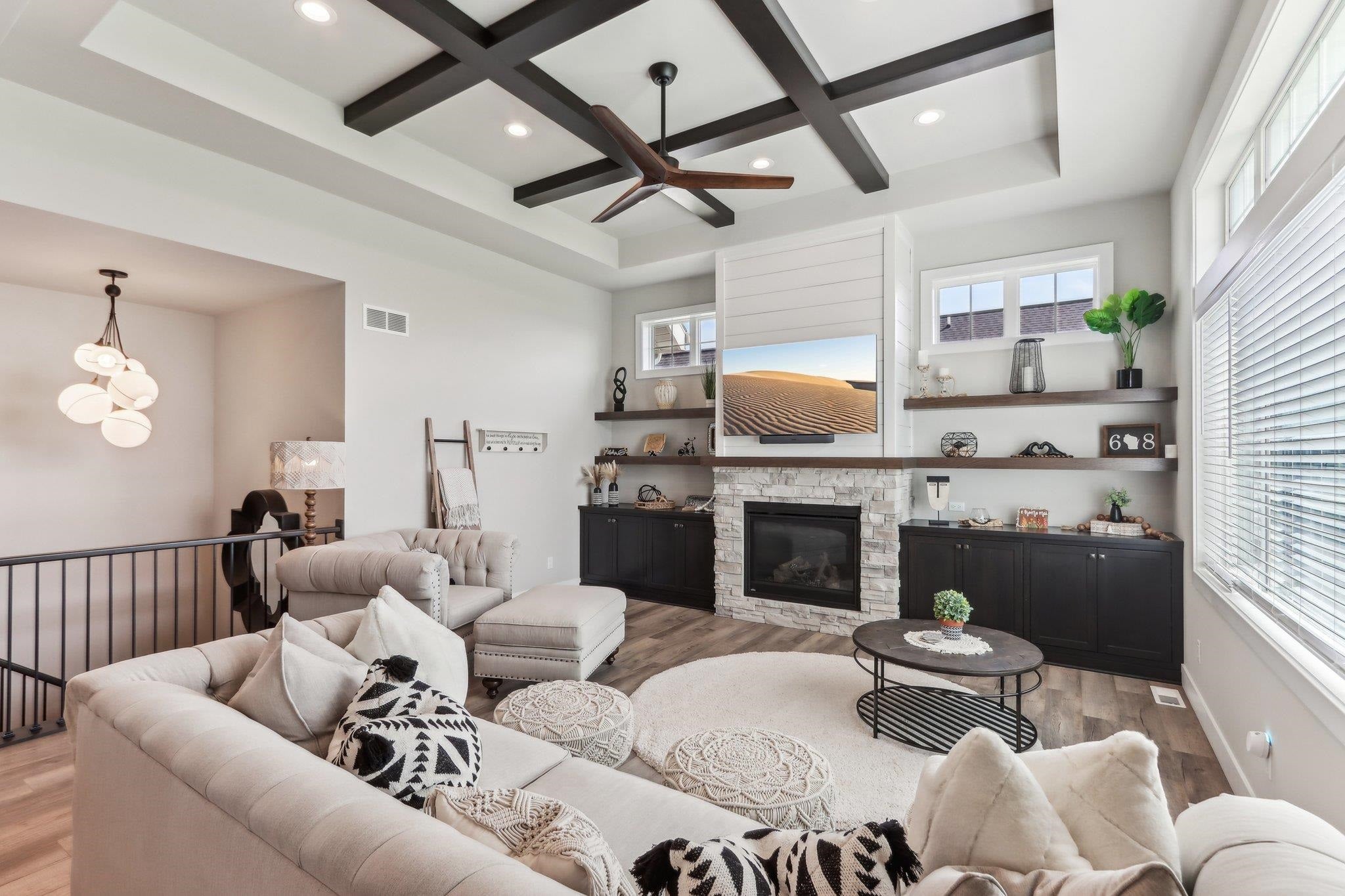 Waunakee, Wisconsin, 53597, United States, 4 Bedrooms Bedrooms, ,4 BathroomsBathrooms,Residential,Active,1892417