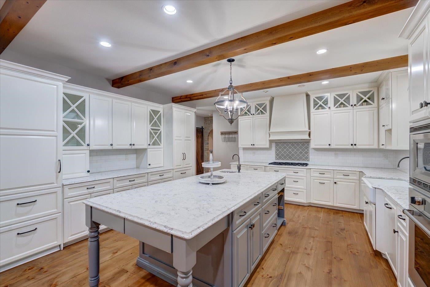 Verona, Wisconsin, 53593, United States, 5 Bedrooms Bedrooms, ,4 BathroomsBathrooms,Residential,Active,1913017