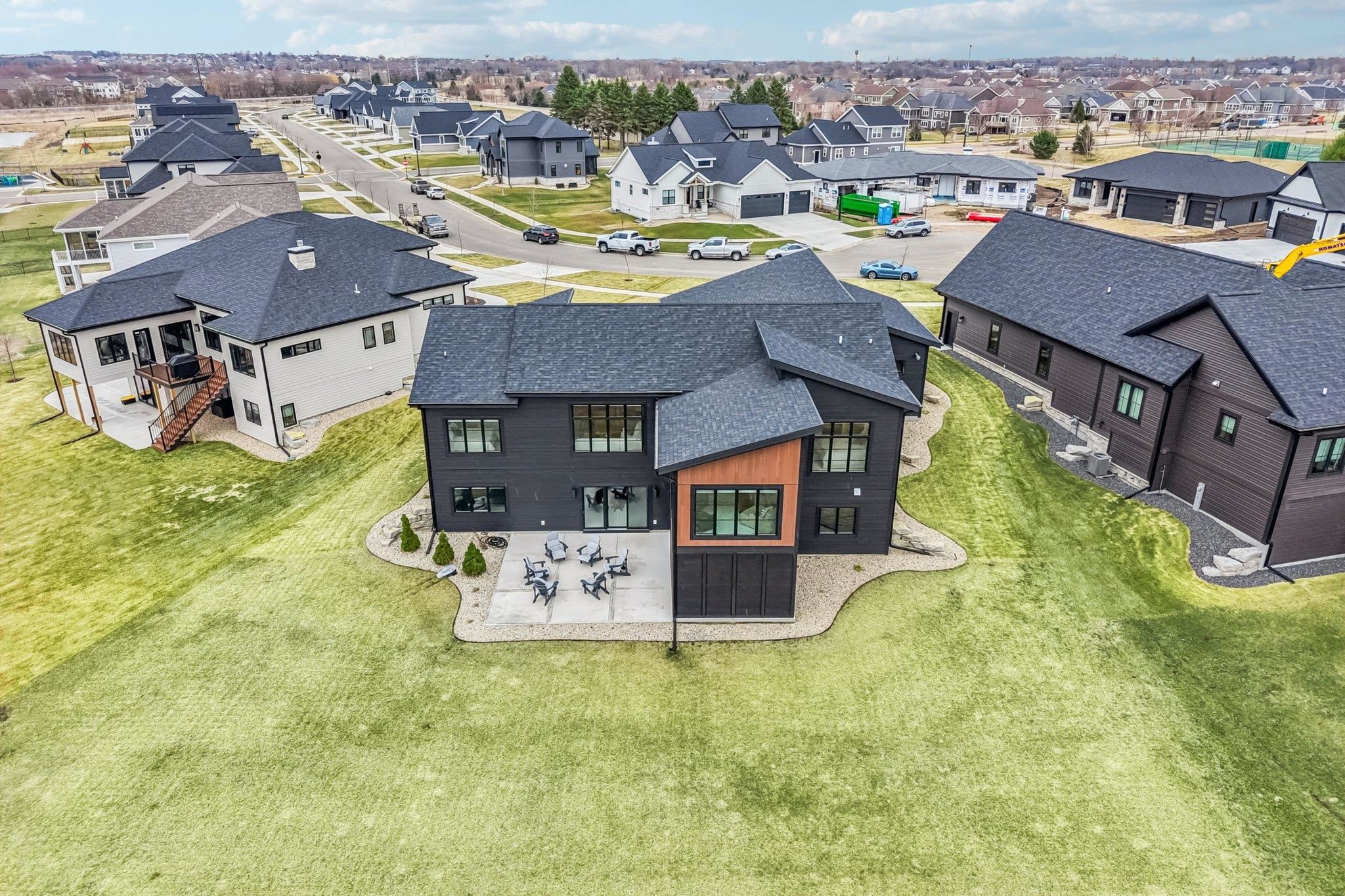 VIEWS OF THE COUNTRYSIDE + BACKS TO CONSERVANCY! IMPECCABLE TWO YEAR O – image 57