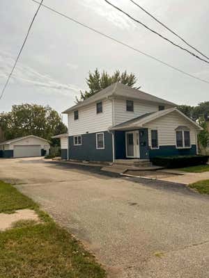 112 W MCLEOD ST, PRAIRIE DU CHIEN, WI 53821 - Image 1