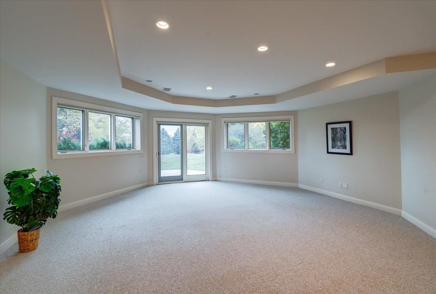 Verona, Wisconsin, 53593, United States, 4 Bedrooms Bedrooms, ,4 BathroomsBathrooms,Residential,Active,1953703