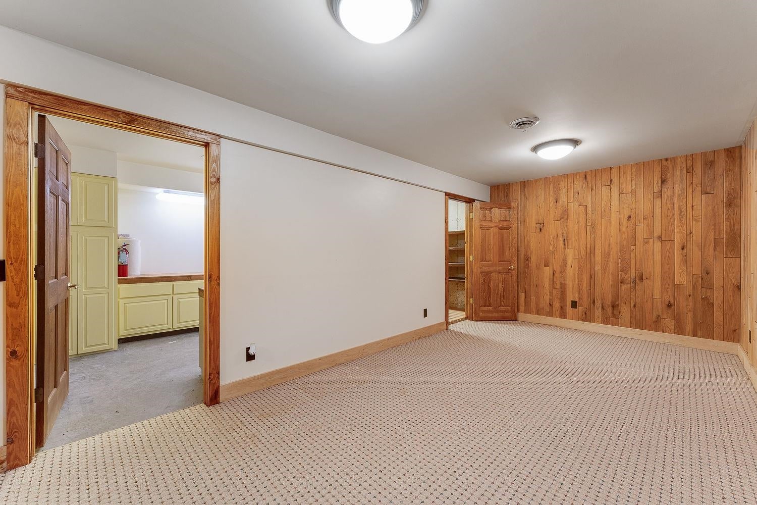 Montello, Wisconsin, 53949, United States, 3 Bedrooms Bedrooms, ,3 BathroomsBathrooms,Residential,Active,1927657