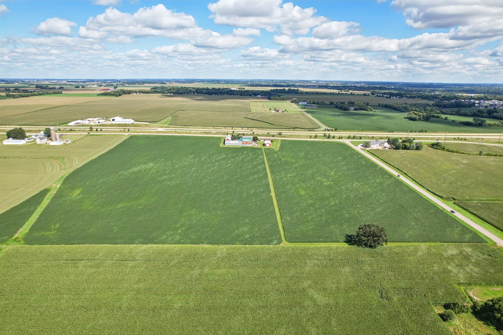 Deforest, Wisconsin, 53532, United States, 3 Bedrooms Bedrooms, ,1 BathroomBathrooms,Residential,Active,1929711