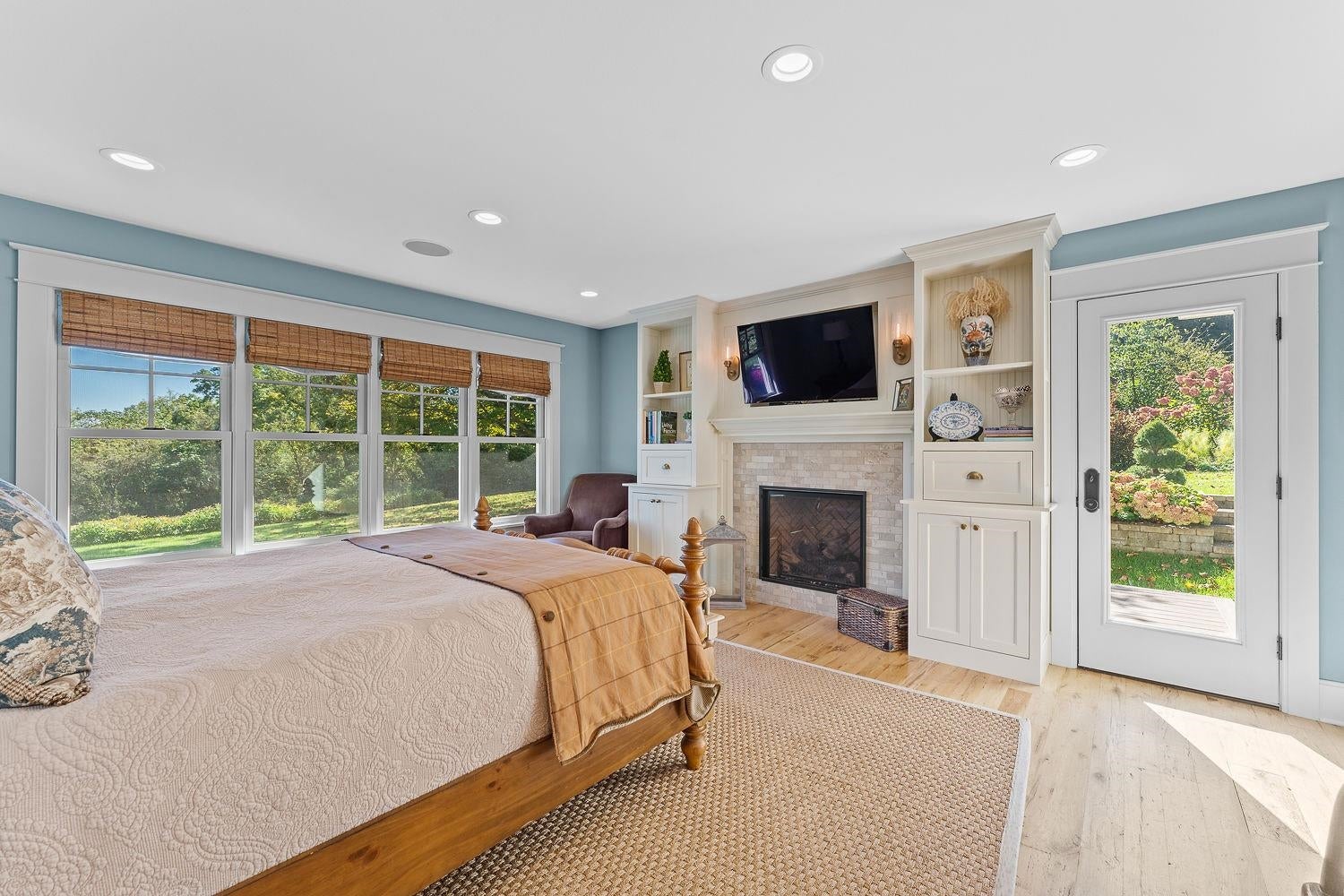 La Valle, Wisconsin, 53941, United States, 3 Bedrooms Bedrooms, ,4 BathroomsBathrooms,Residential,Active,1960140