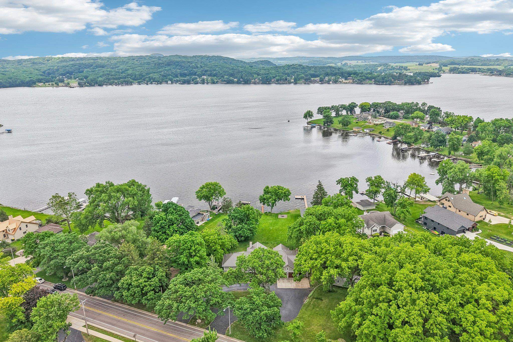 Showings begin Friday 6/12. Experience exceptional waterfront living i – image 79